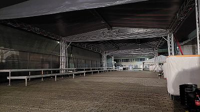 Ground supportové zastřešení podia 13x9m